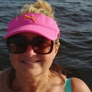 Meet your Posher, Kim